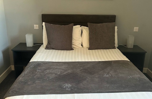 One Bedroom Apartment Newcastle Upon Tyne