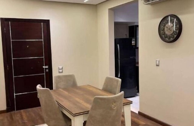 One-bedroom apartment-New Cairo with private tours