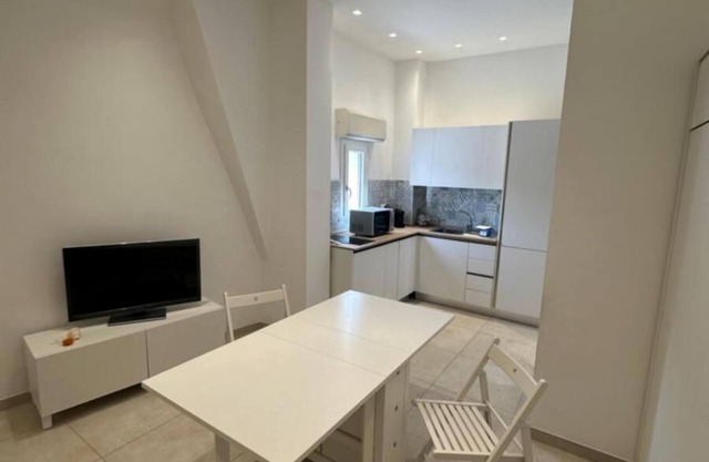 One Bedroom Apartment