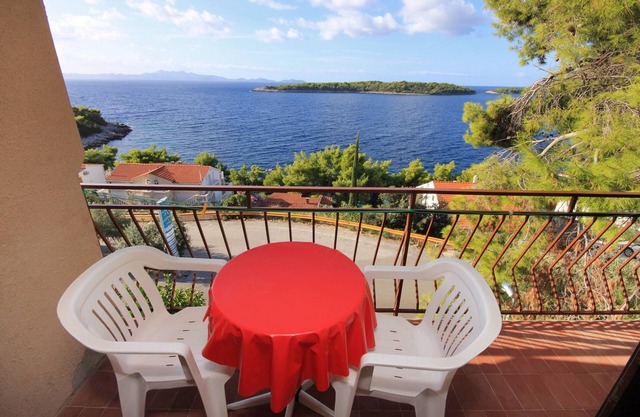 One bedroom apartment with balcony and sea view Prižba, Korčula (A-9227-a)