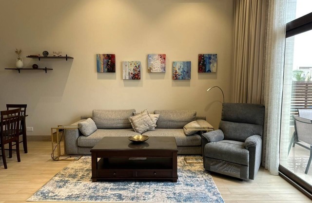 One-Bedroom Escape with Scenic View