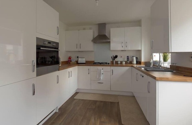 One Choice Stays - Large House for Groups or Families