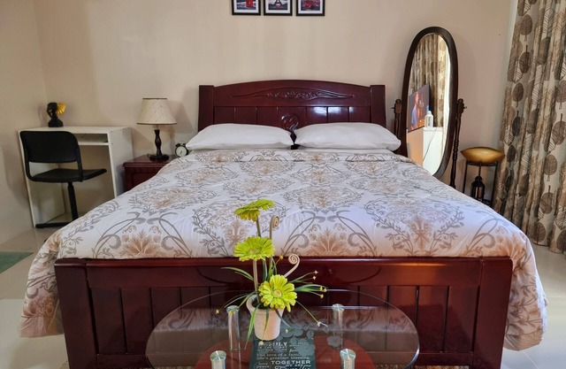 One Palm Tree Villas - Unit 3i and 3j