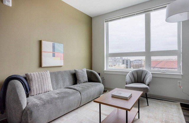 Open Brighton 2BR w/Gym & W/D, nr Transport Stops, by Blueground