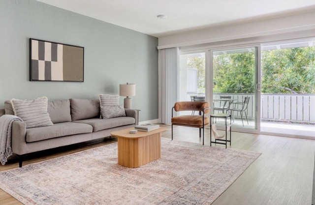 Open Cupertino 2BR w/ Pool, Gym & A/C, nr Shops & Dining, by Blueground