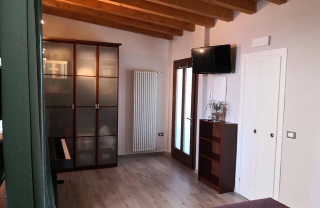 Open space with direct access to the beach