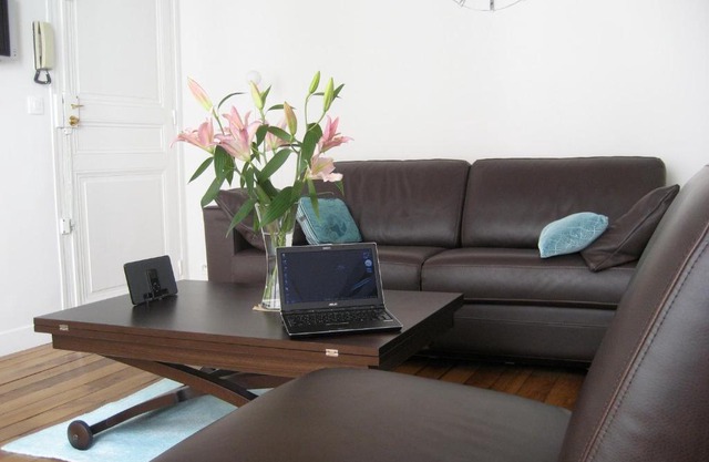 Opera Apartment