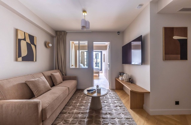 Opera - One bedroom apt. with balcony in Paris