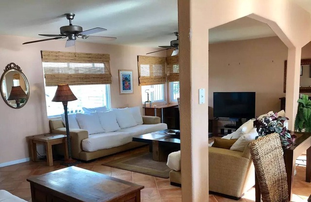 Opuluxe Canyon Panoramic Luxe