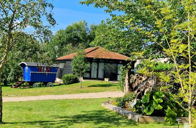 Orchard Barn | Sleeps 4 | Hot Tub | Private Garden | EV Charger