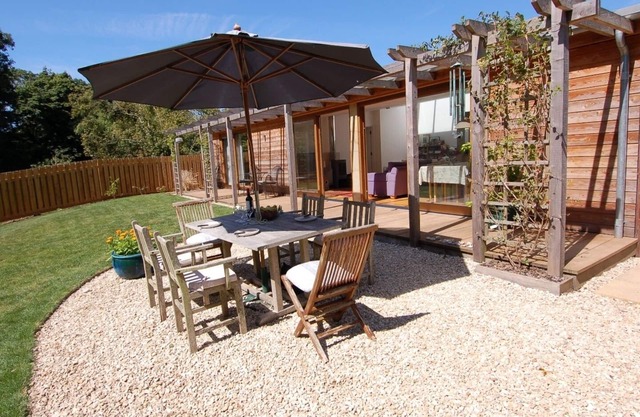 ORCHARD RETREAT, with open fire in Sidmouth