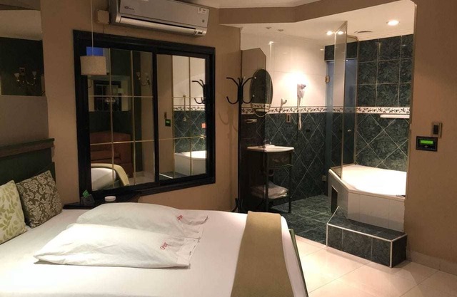 Origen Hotel (Motel)