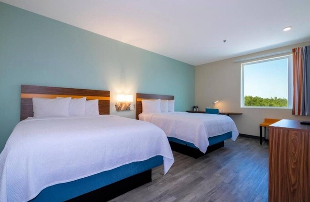 Orlando Getaway: Affordable Unit w/Outdoor Pool and Shuttle to Parks!