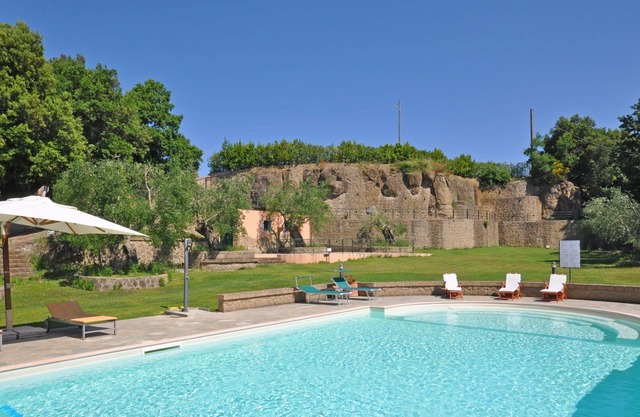 Ortensia 6 - Vacation Rental with swimming pool in near Bolsena Lake