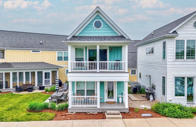 Out of Office | 3 Bed, 3 Bath