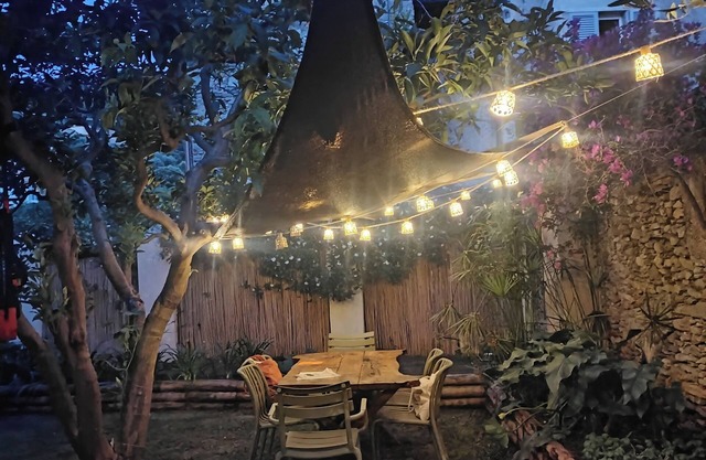 Outdoor expériences! THE SECRET GARDEN-MANDARANTHOUSE bike-friendly holidays home