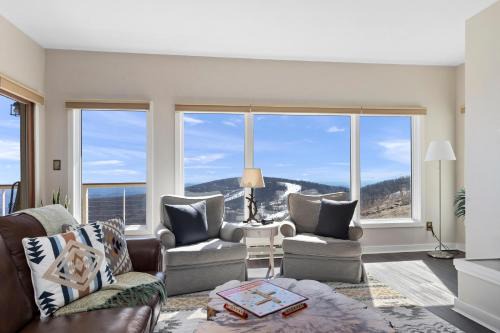 Overlook 29 with Wintergreen Advantage