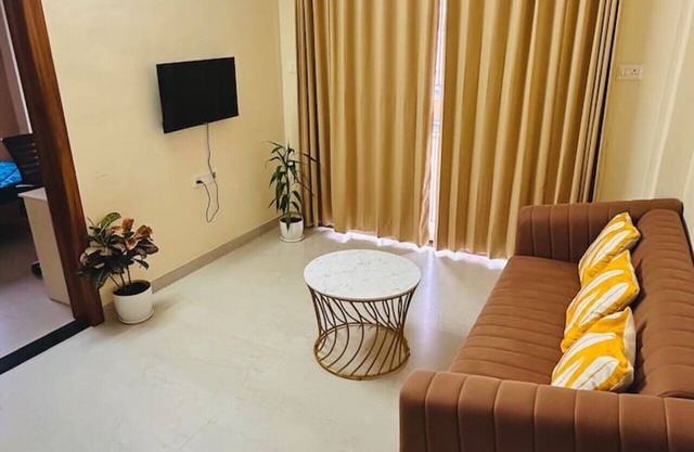 Owl's Retreat: 2BHK Modern AC Flat in Wakad, Pune