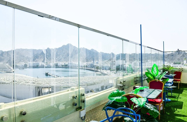 OYO 137 Marina Hotel