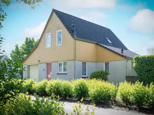 Oyster Coast Sauna and Family Charm