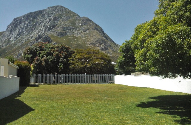 Ozeana Hermanus holiday home