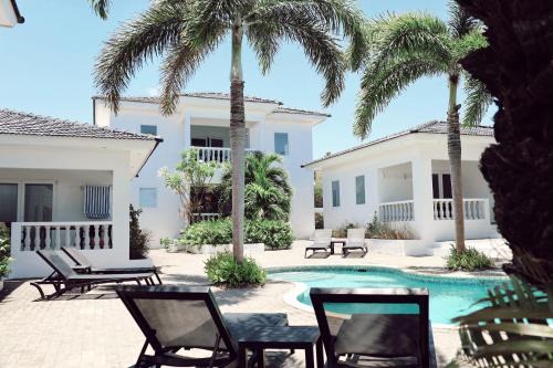 Palm Crest Curacao 151