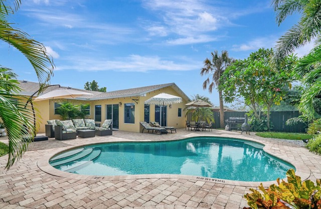 Palm Jungle House