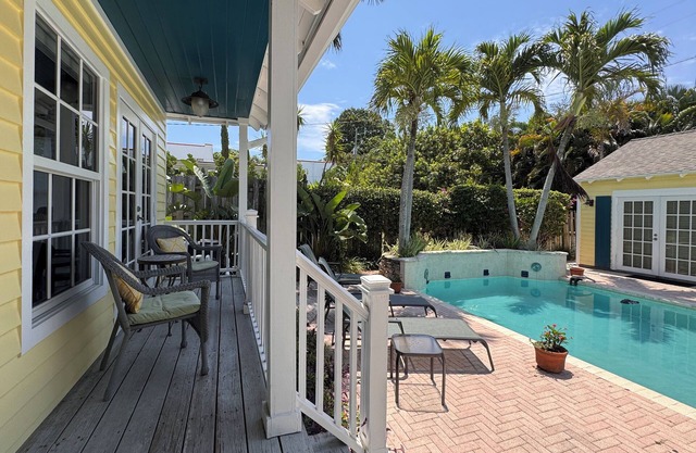 Palm Ridge House