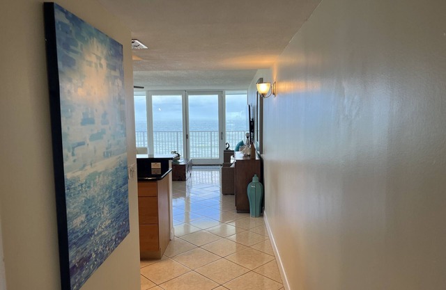 Panoramic oceanfront condo perfect escape to reenergize your Soul. Pet Friendly!