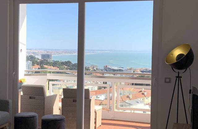 Panoramic Ocean and Cascais View Apartment with Balcony
