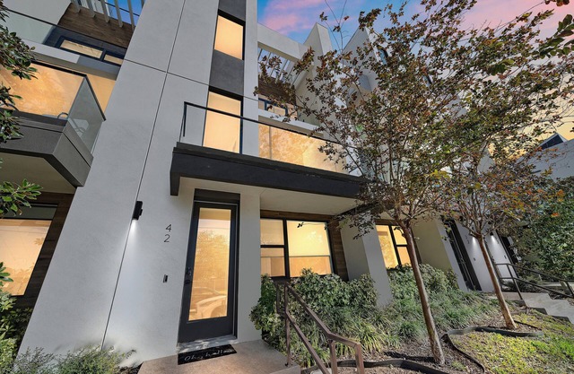 Paradise Living in Uptown Sarasota