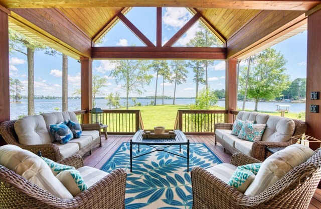 Paradise Pointe on Lake Murray