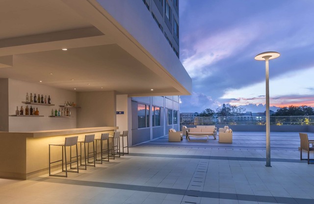 Park Inn by Radisson Iloilo