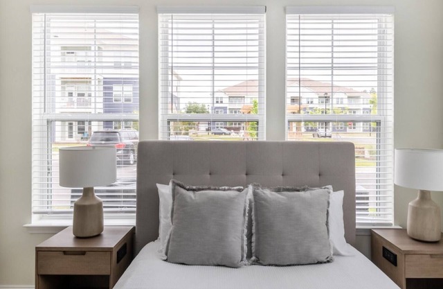 ParkerLeland 2BD 1 - Two Bedroom Apartment, Sleeps 4