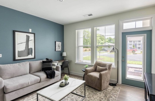 ParkerLeland 2BD 13 - Two Bedroom Apartment, Sleeps 4