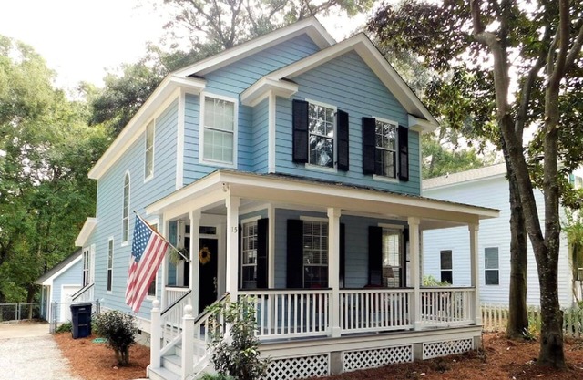 Parris Island 5.75 miles - 1 mile to Historic Beaufort!