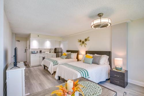 Partial Ocean Views Daytona Beach Studio!