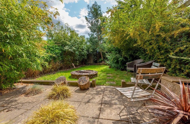 Pass the Keys | Cosy Spacious Garden House