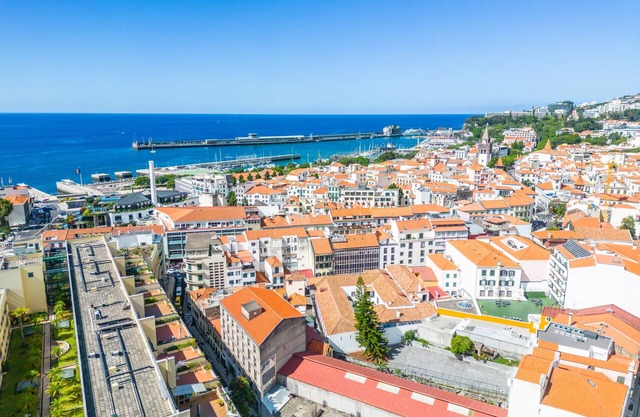 Pateo do Carmo - By Wehost