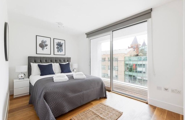 PBC | One Bedroom Apartment with Balcony JT5