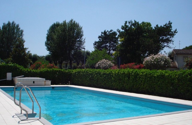 Peaceful house with pool and terrace