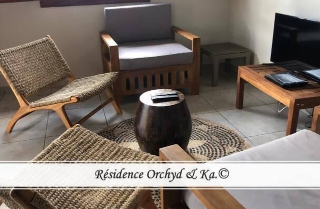 Peaceful 2-Bed Cottage, 5 mn Beach, Sainte-Anne