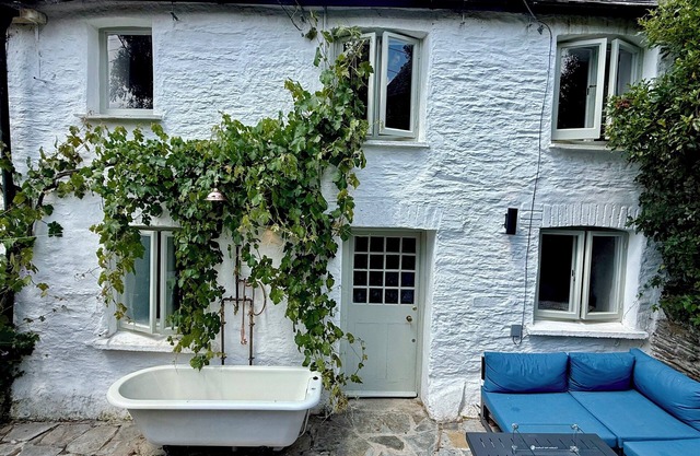 Peaceful Cornish Retreat - Sleeps 6