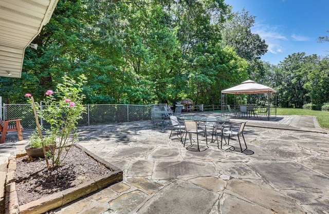 Peaceful Coshocton Home w/Grills & Spacious Yard