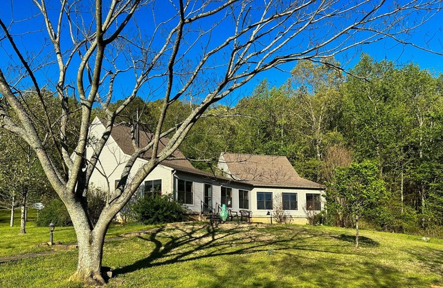 Peaceful farm setting & close to everything! ATU, ANO, St. Mary’s, & recreation!