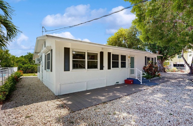 Peaceful Florida Retreat with Stunning Waterfront Views, Game Room & High-Speed