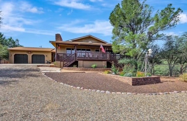 Peaceful Horse Retreat in the Heart of Prescott