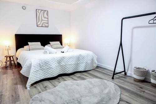 Pearl of the Cuyp Modern Comfort in De Pijp