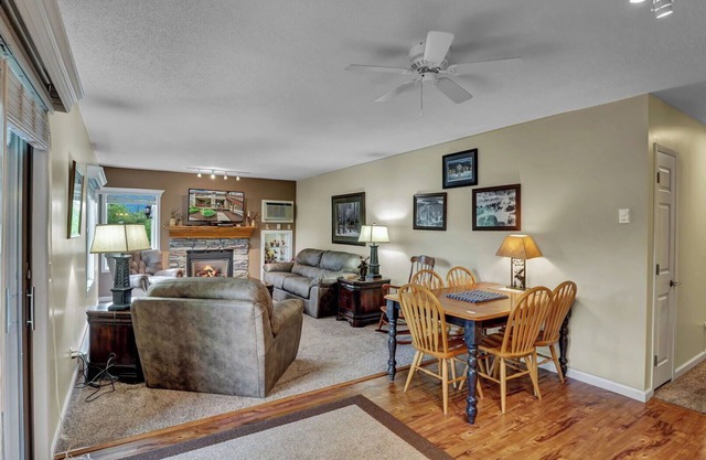 Peek'n Peak 2 Bedroom Condo, Ground Floor