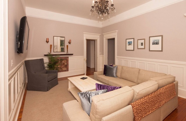 Pembroke Villa - Business and Vacation Destination minutes from central Hamilton